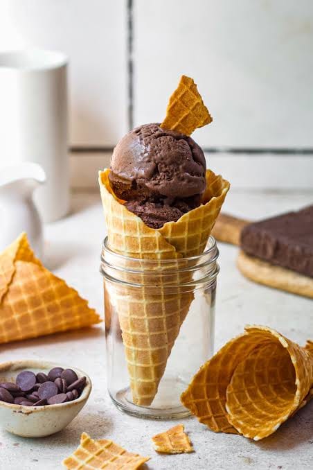 How to Make Ice Cream with an Ice Cream Maker: A Simple Guide